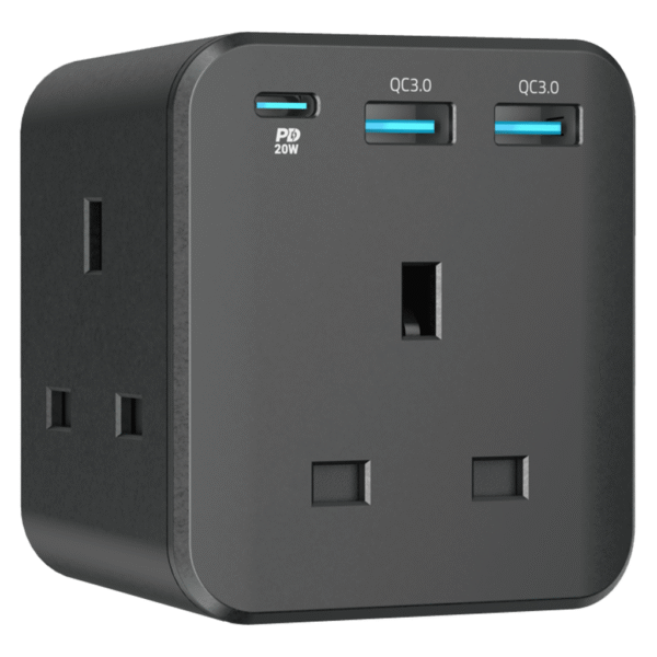 Powerology 3-Outlet Wall Socket with Fast Charging USB